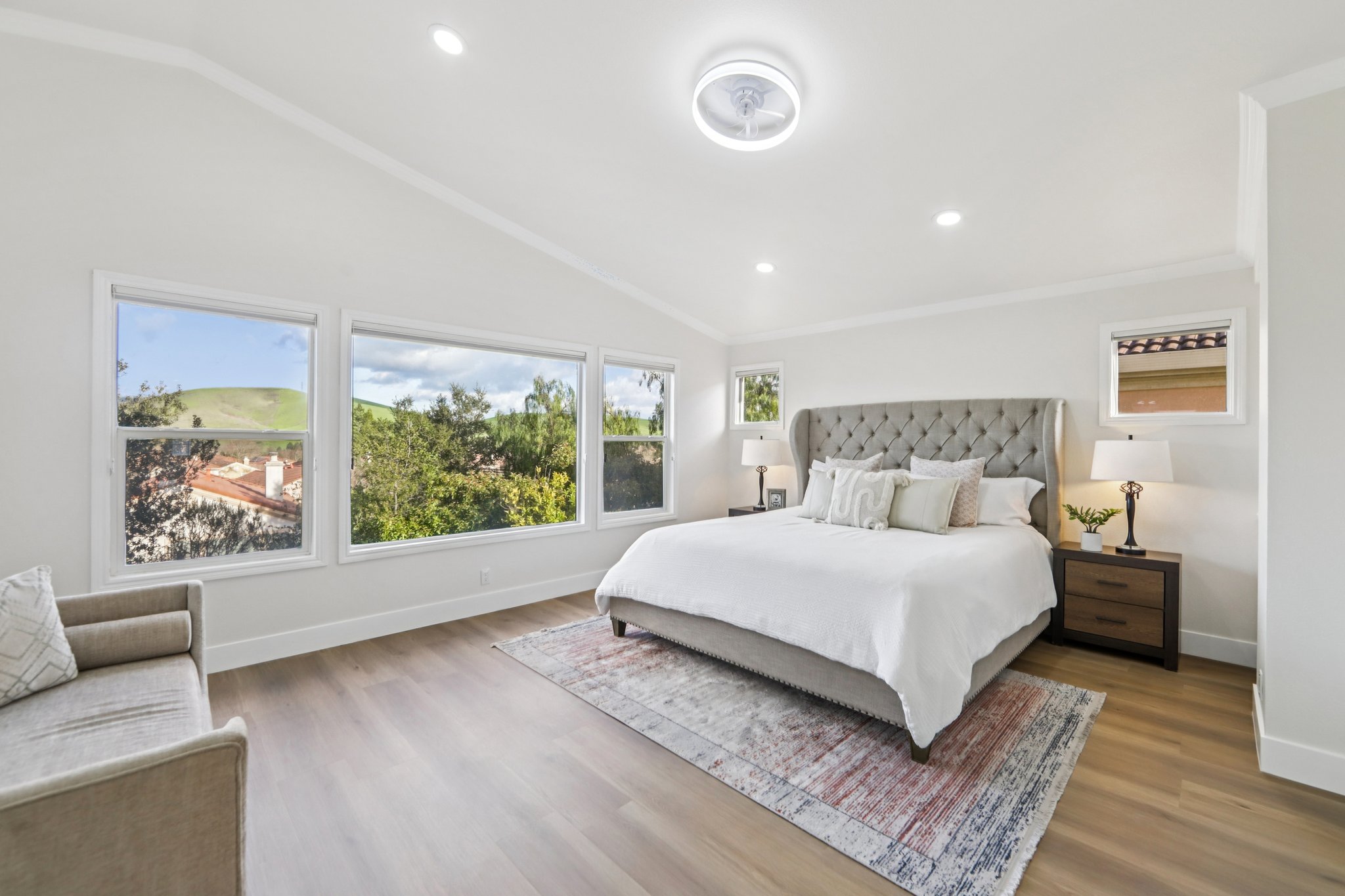 Fuchsia Ln-S2002-033.jpg