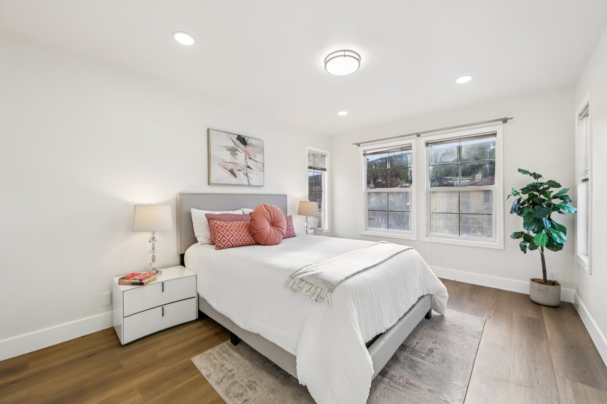 Fuchsia Ln-S2002-038.jpg