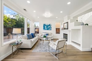 Fuchsia Ln-S2002-011.jpg