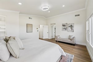 Fuchsia Ln-S2002-034.jpg