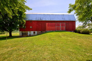  Photo 48