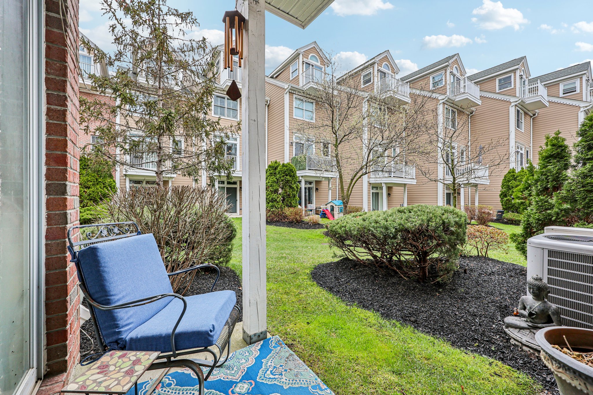 Newburgh Ct-S0304-004.jpg