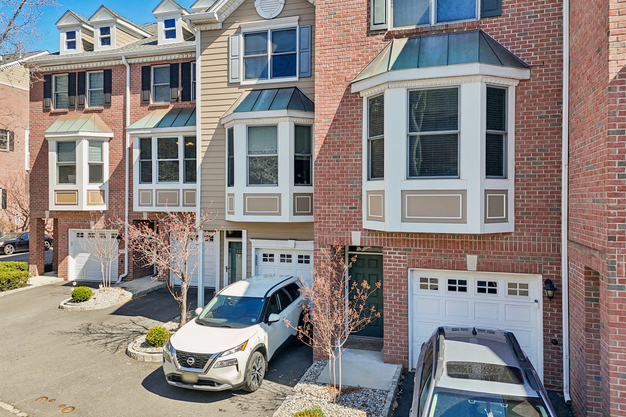 Newburgh Ct-S0904-001.jpg