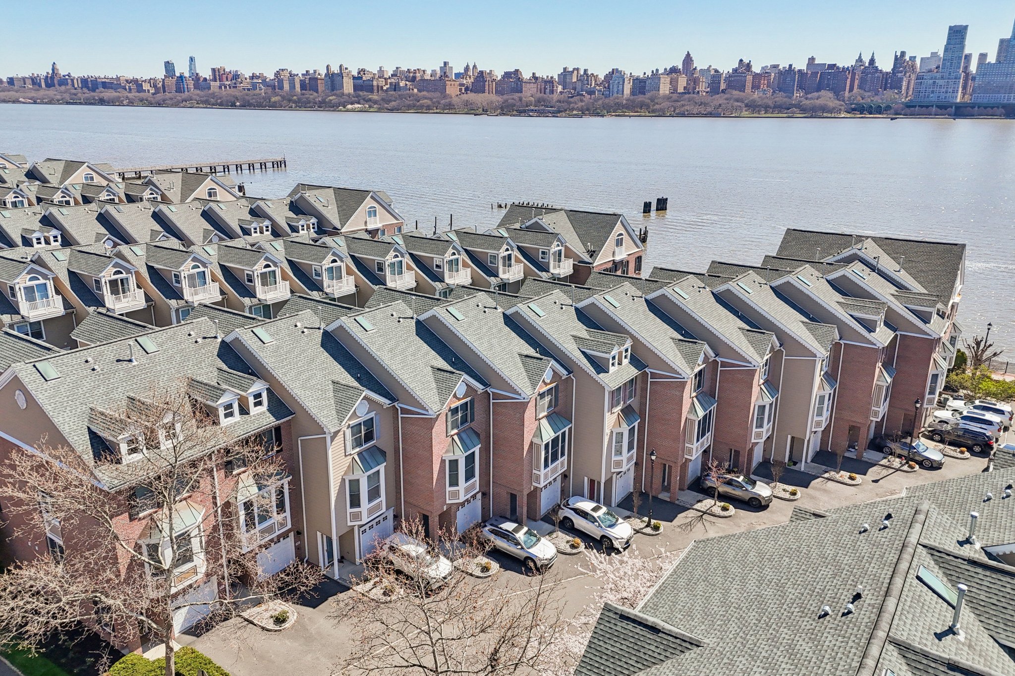 Newburgh Ct-S0904-006.jpg