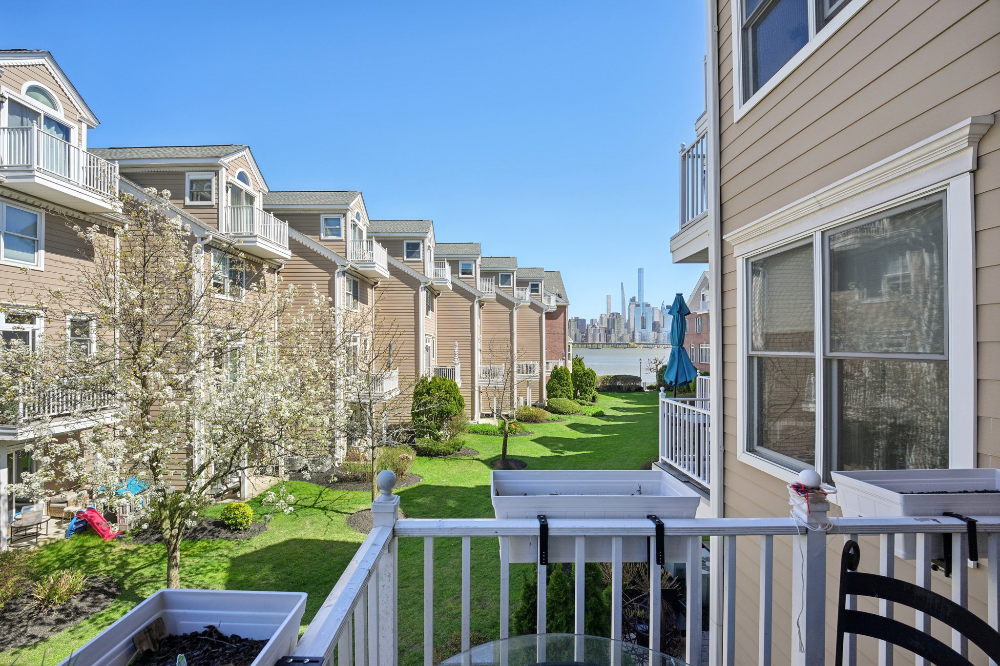 - 428 Newburgh Ct-S1304-059.jpg