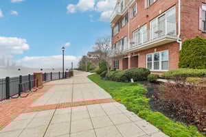 Newburgh Ct-S0304-003.jpg