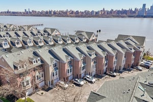 Newburgh Ct-S0904-006.jpg