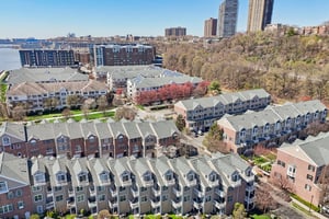 Newburgh Ct-S0904-010.jpg