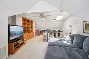 - 428 Newburgh Ct-S1304-045.jpg