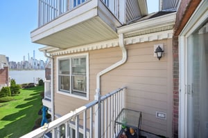 - 428 Newburgh Ct-S1304-053.jpg