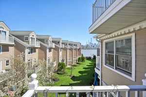 - 428 Newburgh Ct-S1304-054.jpg