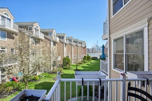 - 428 Newburgh Ct-S1304-059.jpg