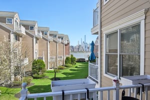 - 428 Newburgh Ct-S1304-060.jpg