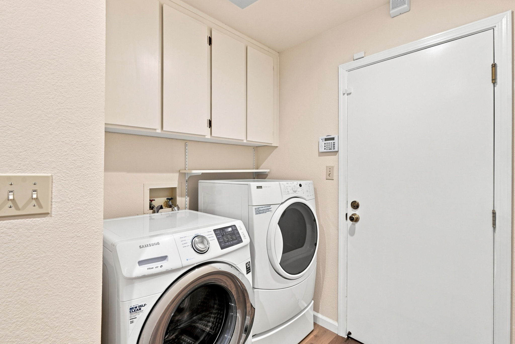 043_F8_428 Saddlebrook Ln