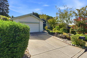 003_F8_428 Saddlebrook Ln