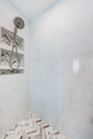 Bathroom 2b-2