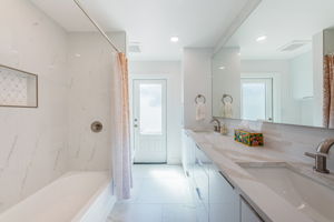 Bathroom 3a