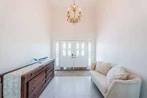 Foyer-2