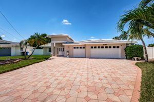 Front Exterior 3-2