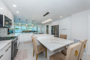 Kitchen 2-2