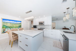 Kitchen 4-2