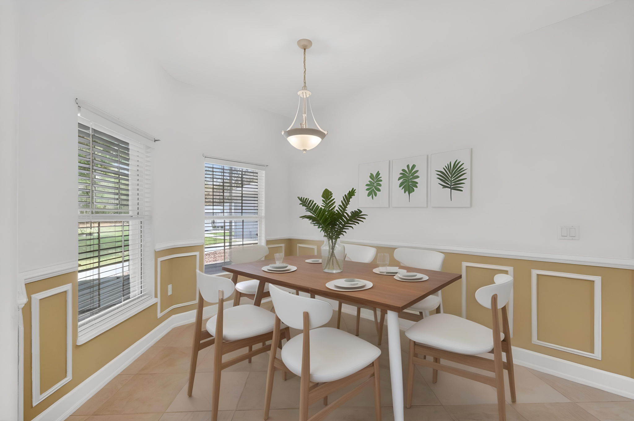 Dinette-Virtually Staged