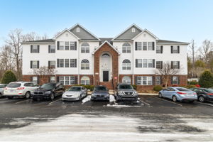 4285 Cedarcroft Ct 1D-1