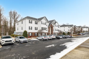 4285 Cedarcroft Ct 1D-2