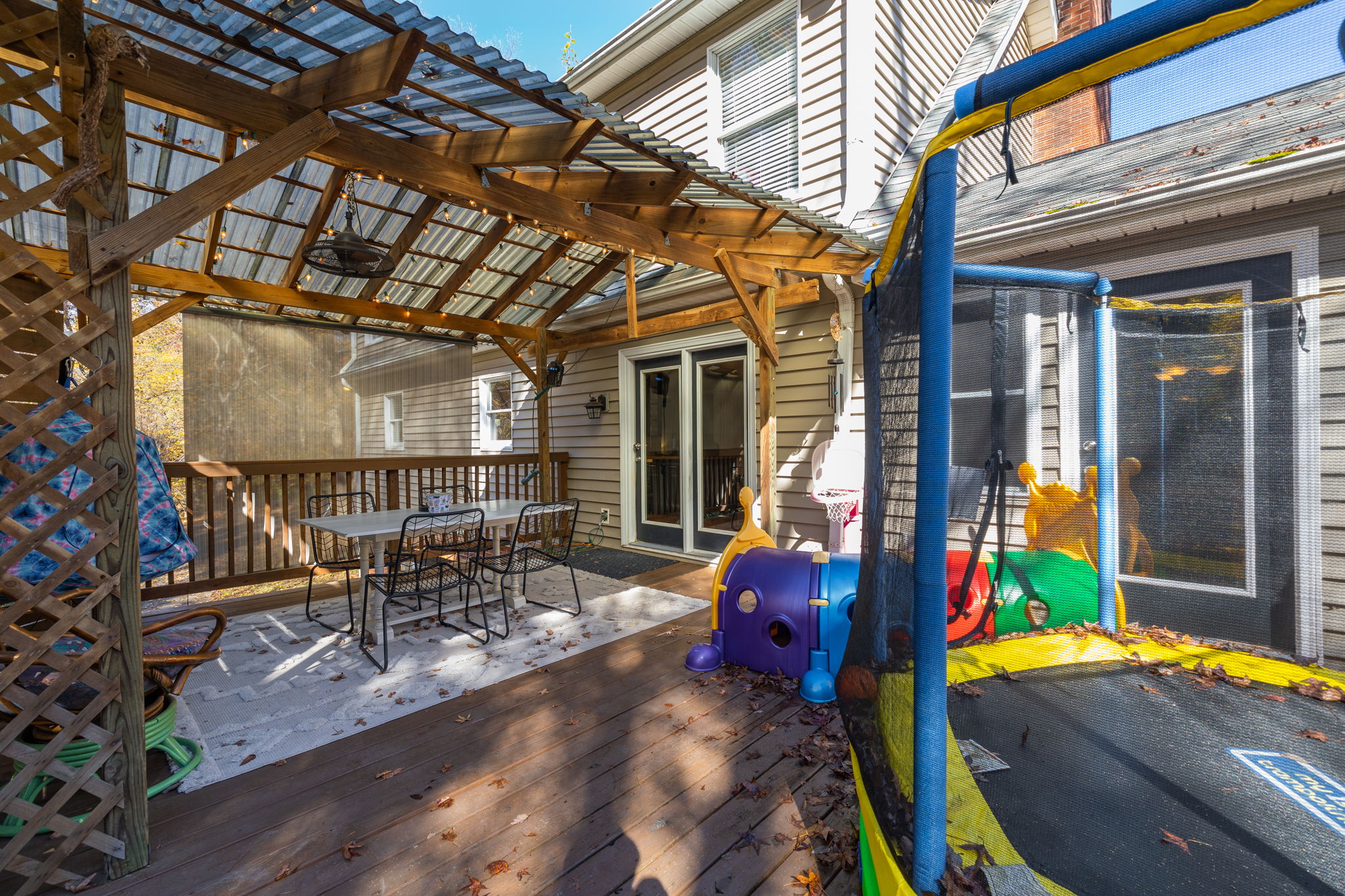 429 Palace Dr-29