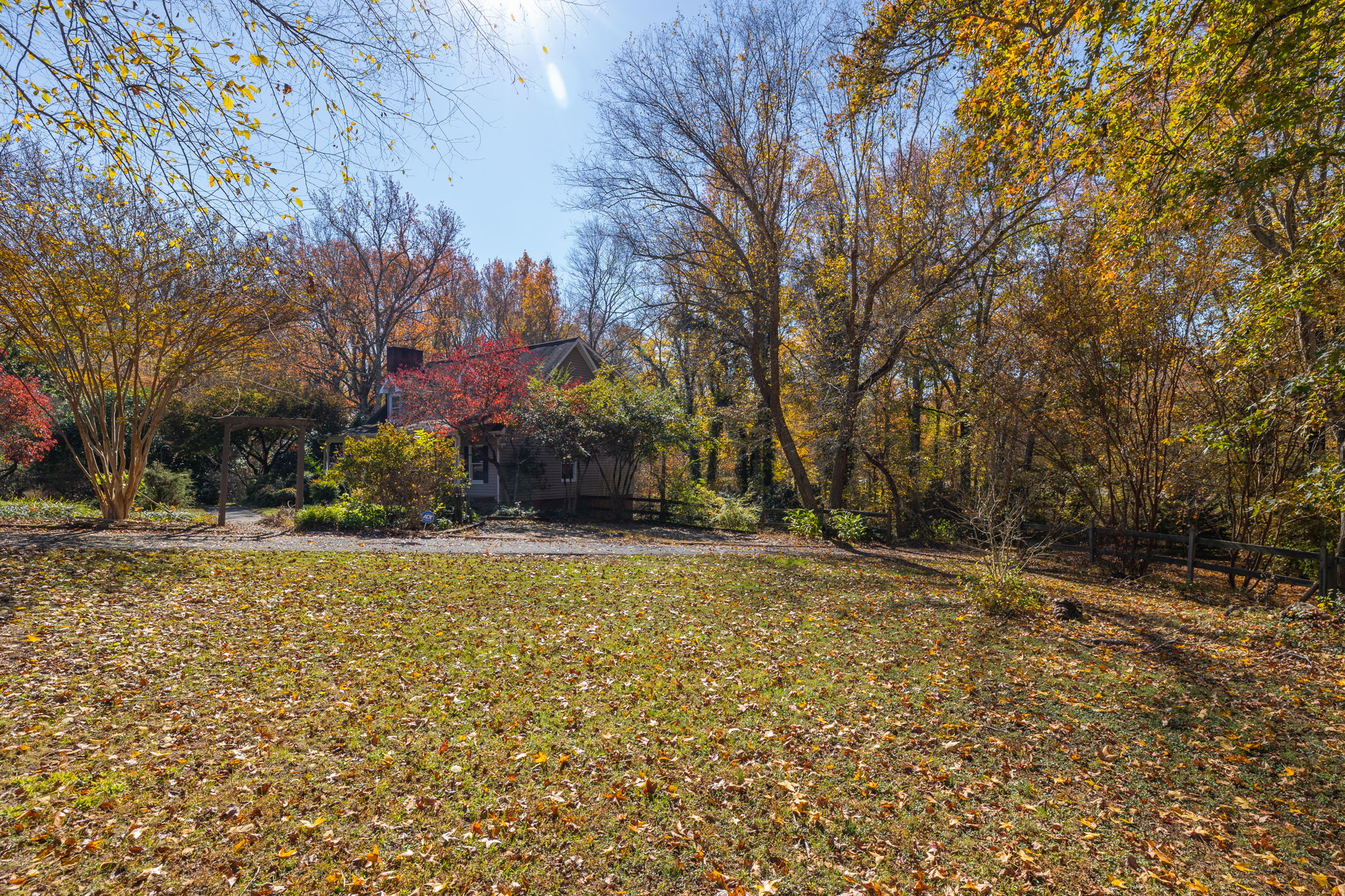 429 Palace Dr-5