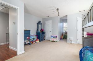 429 Palace Dr-23