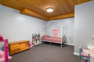 429 Palace Dr-27