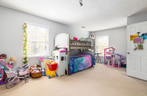 429 Palace Dr-22