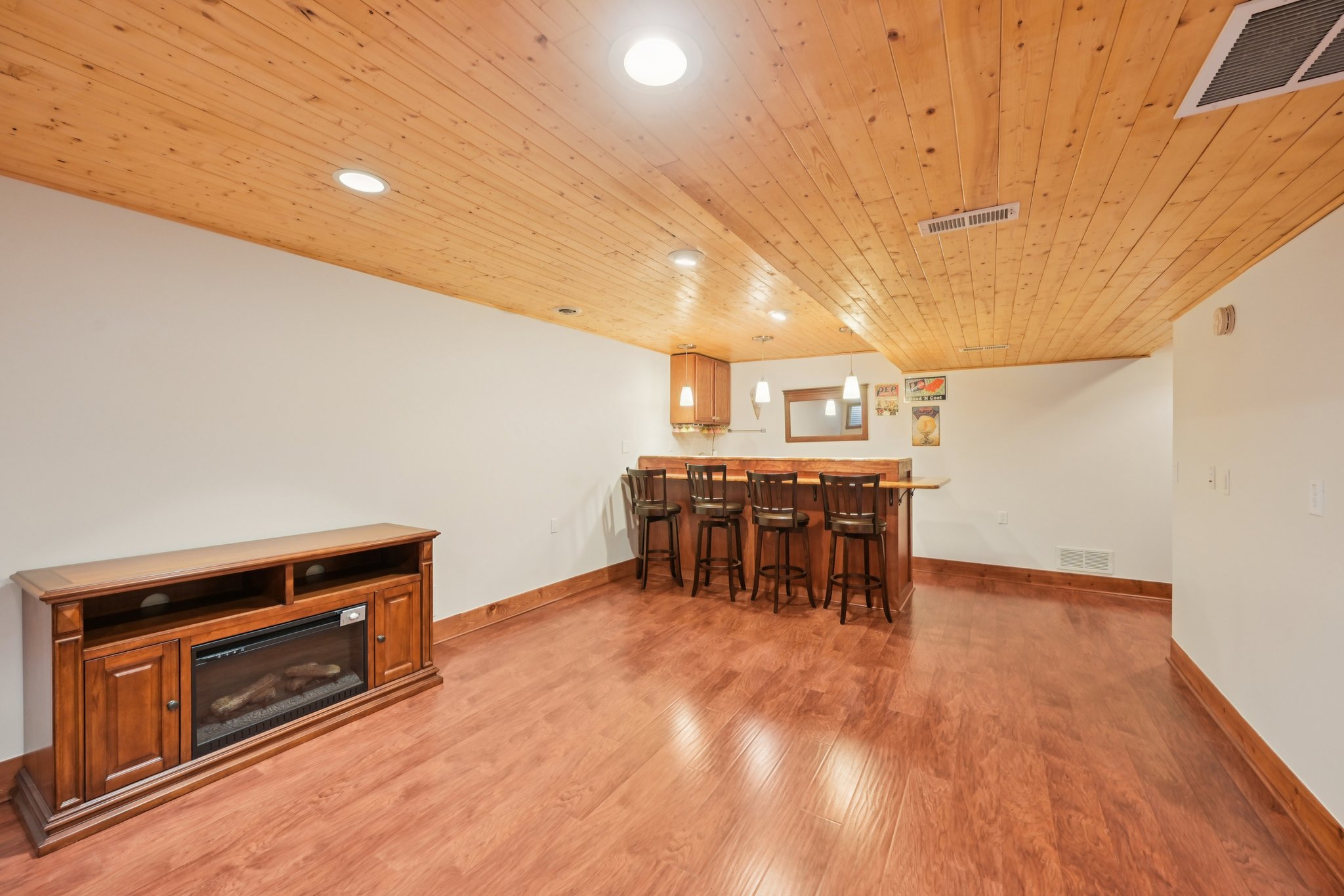 Sonhatsett Dr-S0603-042.jpg