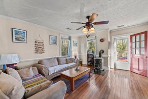 429 Timberneck Rd, Deltaville, VA 23043, USA Photo 14