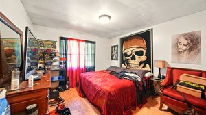  Photo 48