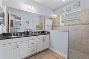 Primary Bathroom.jpg