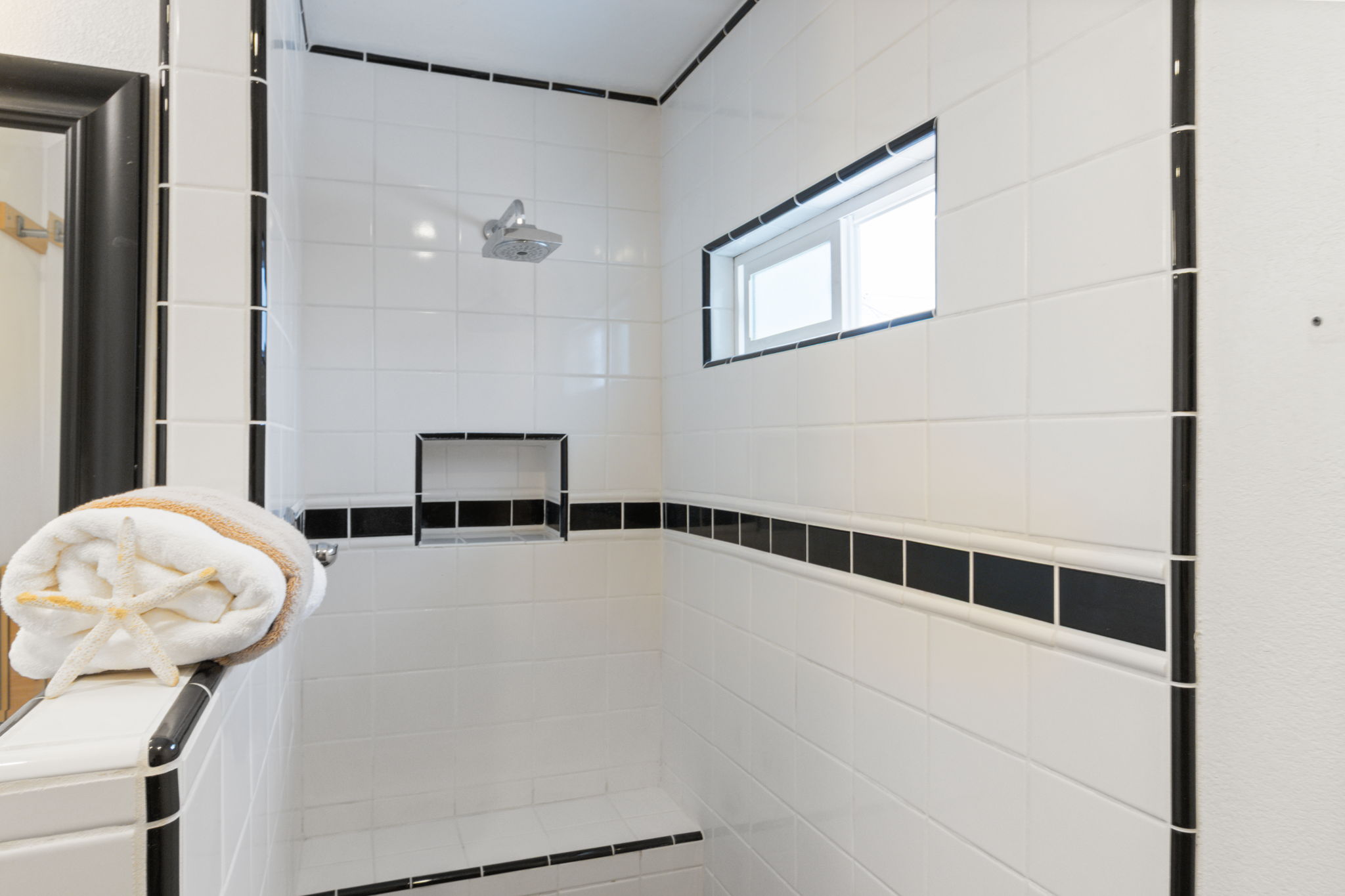 Upstairs Primary Bathroom