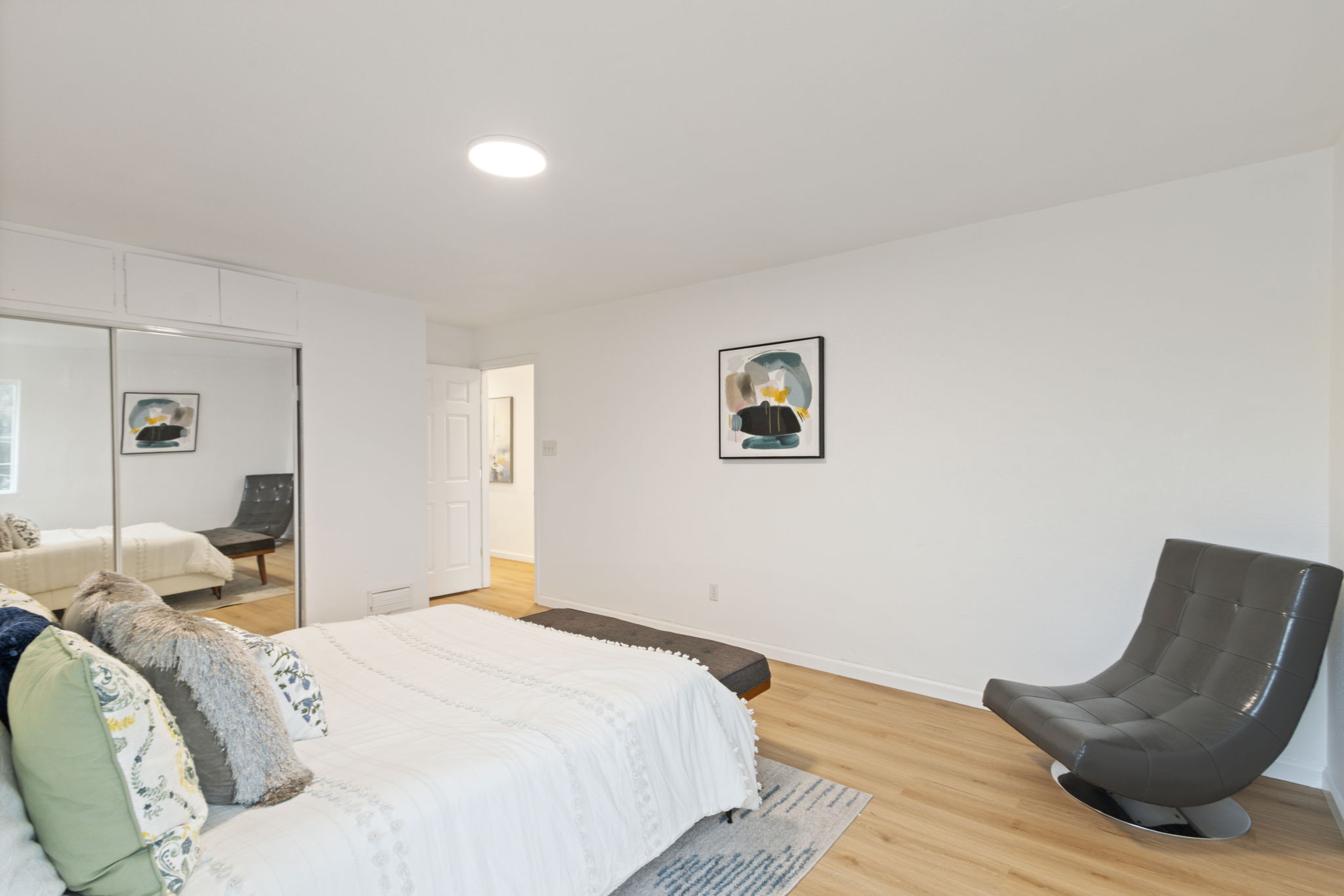 Upstairs bedroom #3