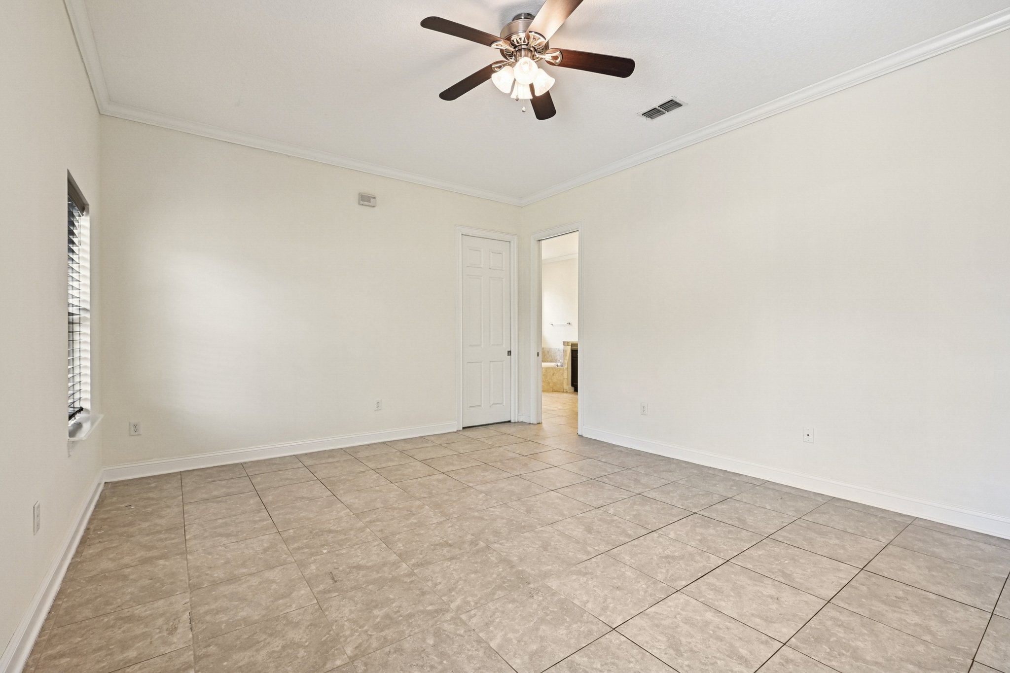Summerton Oaks Cir-S1402-027.jpg