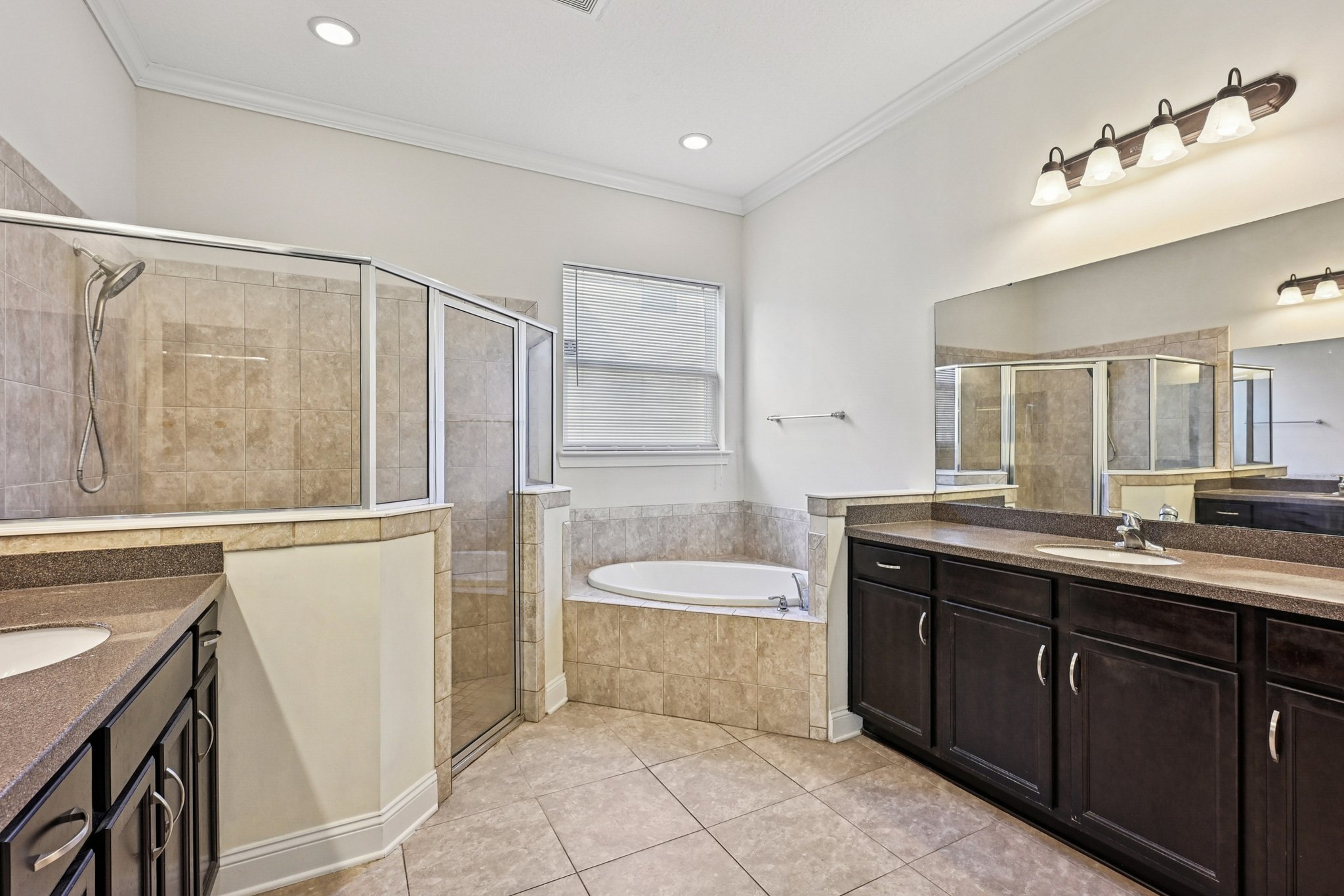 Summerton Oaks Cir-S1402-028.jpg