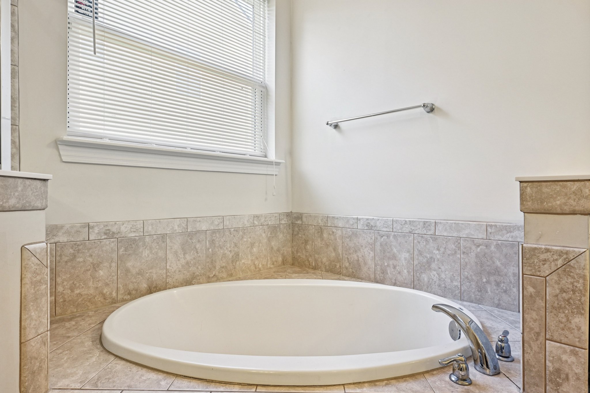 Summerton Oaks Cir-S1402-031.jpg