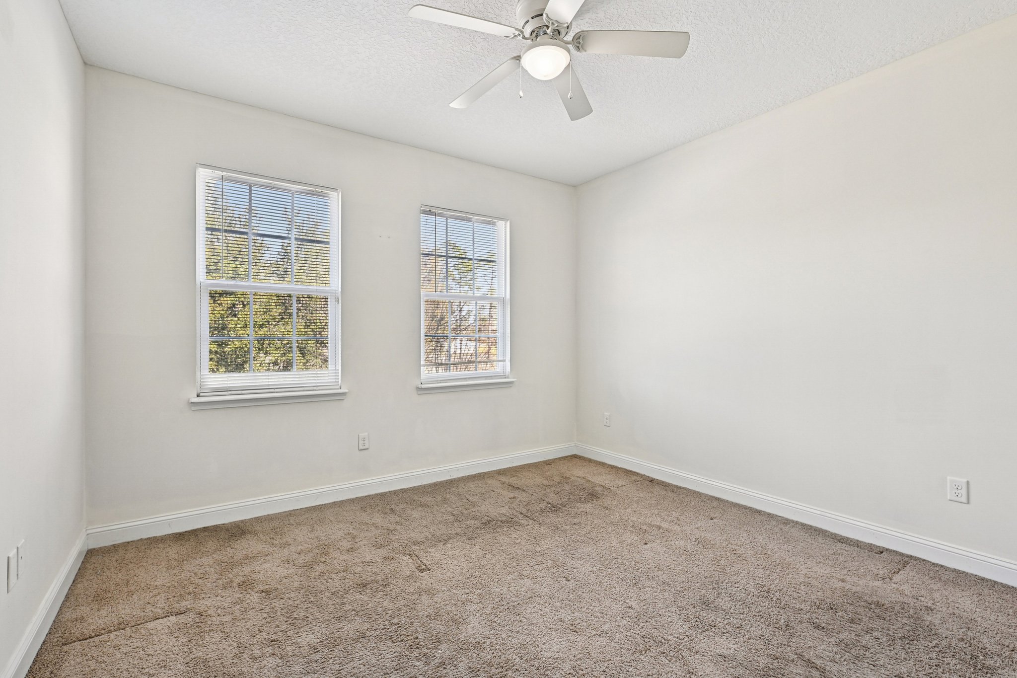 Summerton Oaks Cir-S1402-037.jpg