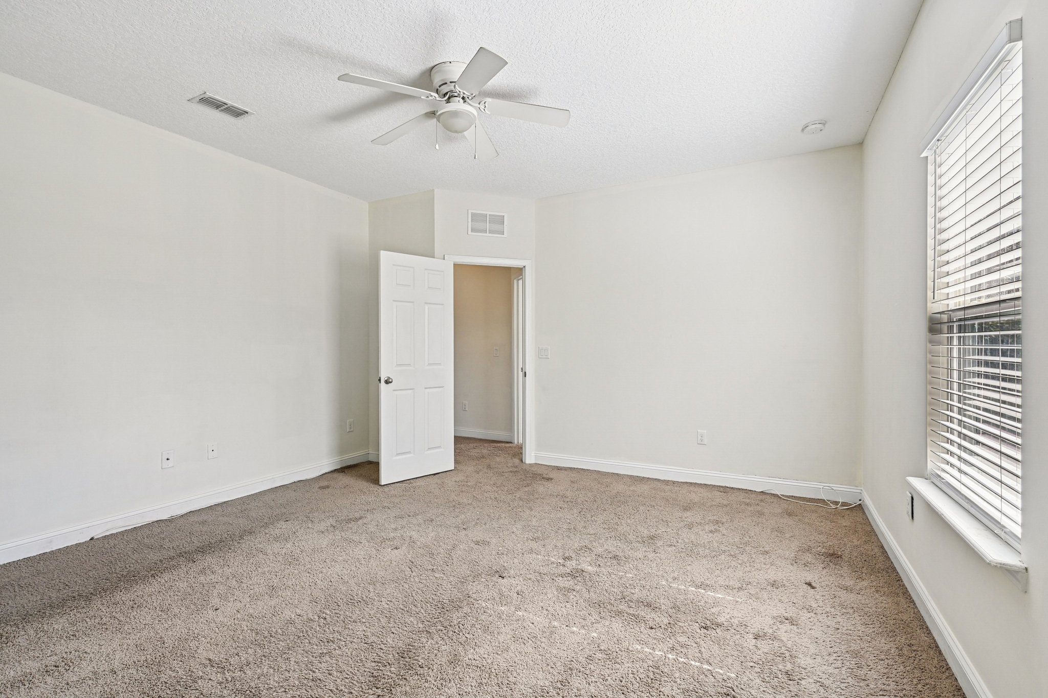 Summerton Oaks Cir-S1402-044.jpg