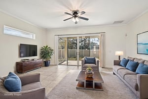 Summerton Oaks Cir-S1402-011 virtually staged.jpeg