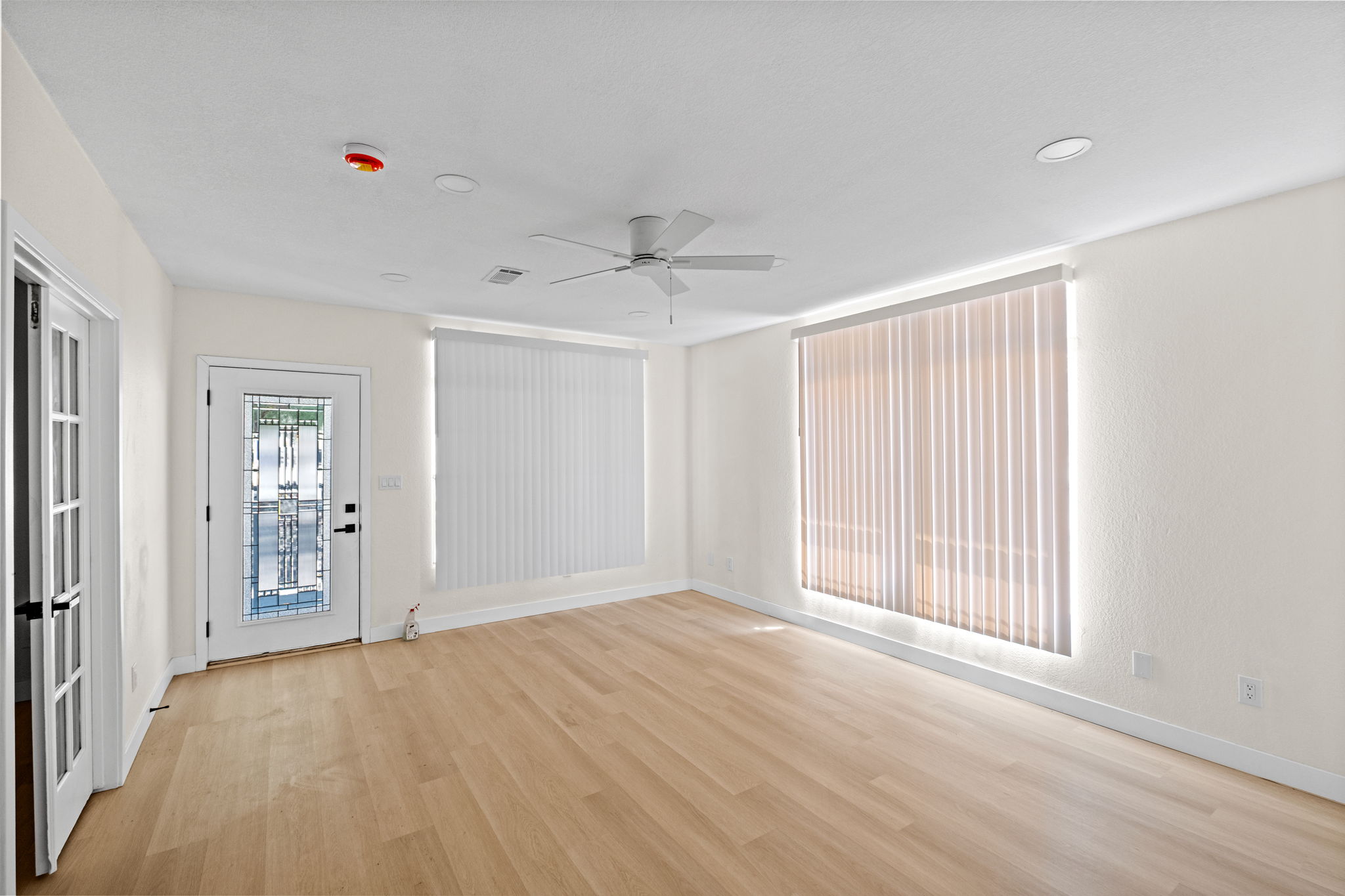 Living Area - 42965 Powerline Rd, Aguanga, CA 92536-9149