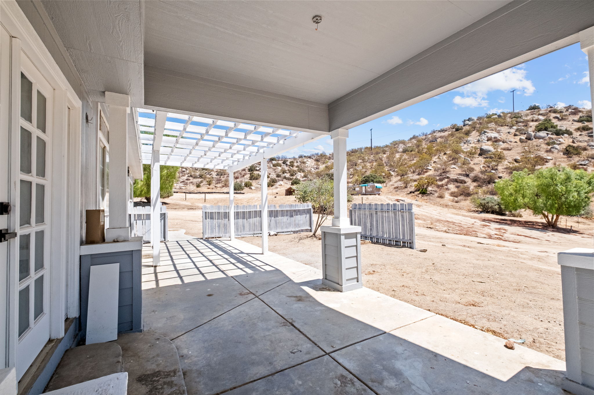 42965 Powerline Rd, Aguanga, CA 92536-9149