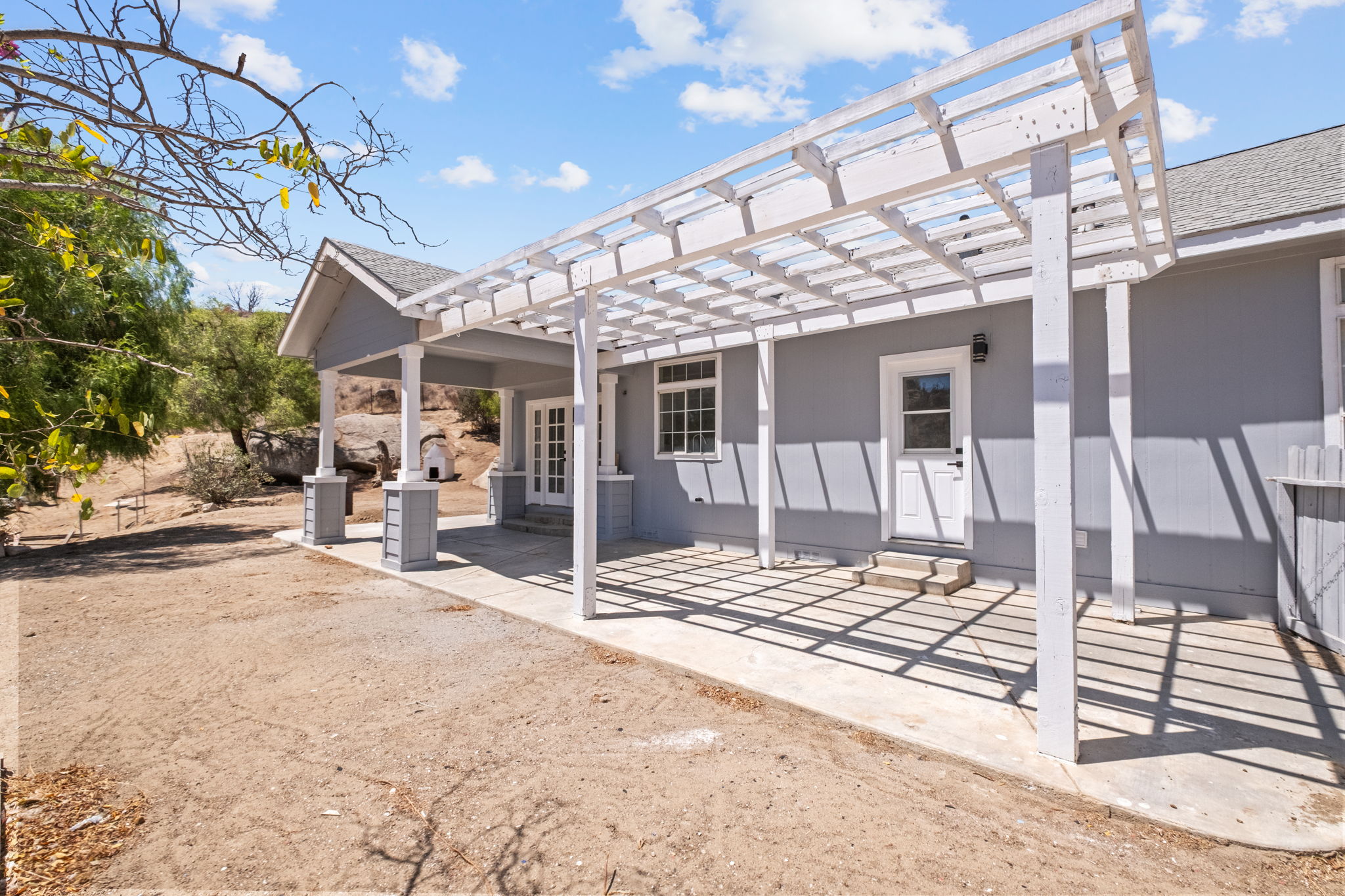 42965 Powerline Rd, Aguanga, CA 92536-9149