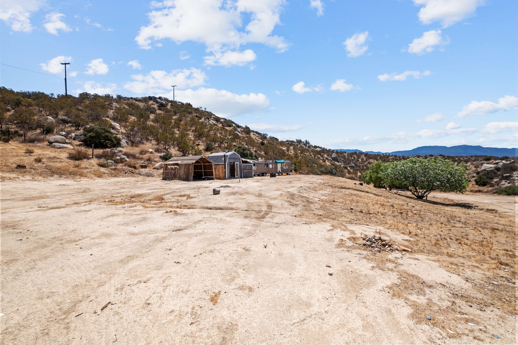 42965 Powerline Rd, Aguanga, CA 92536-9149