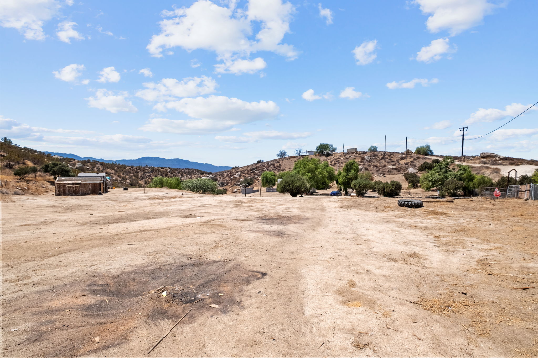 42965 Powerline Rd, Aguanga, CA 92536-9149